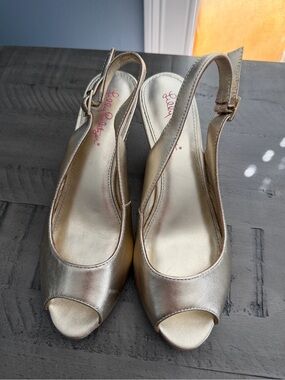 Lilly Pulitzer Metallic Gold Peep-Toe Slingback Wedges